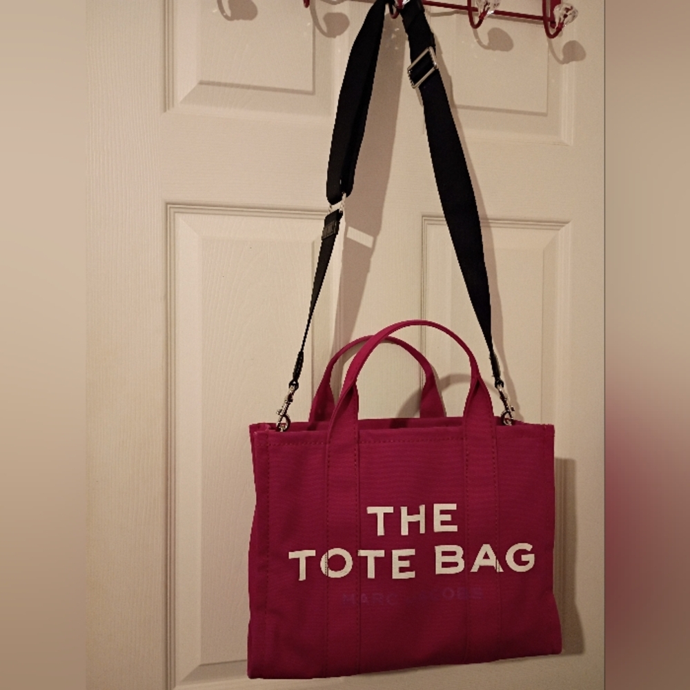 Marc Jacobs Fuschia Medium Tote Bag